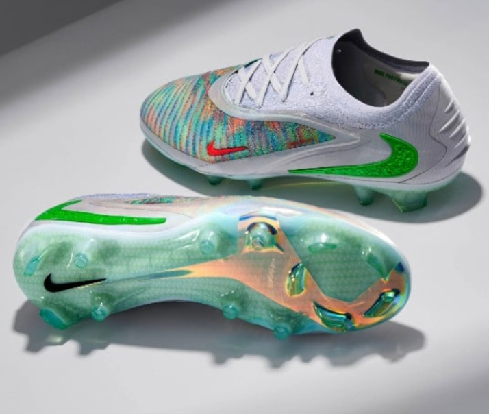 Nike Phantom
