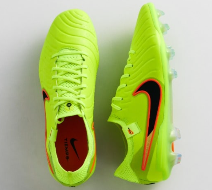 Nike Tiempo
